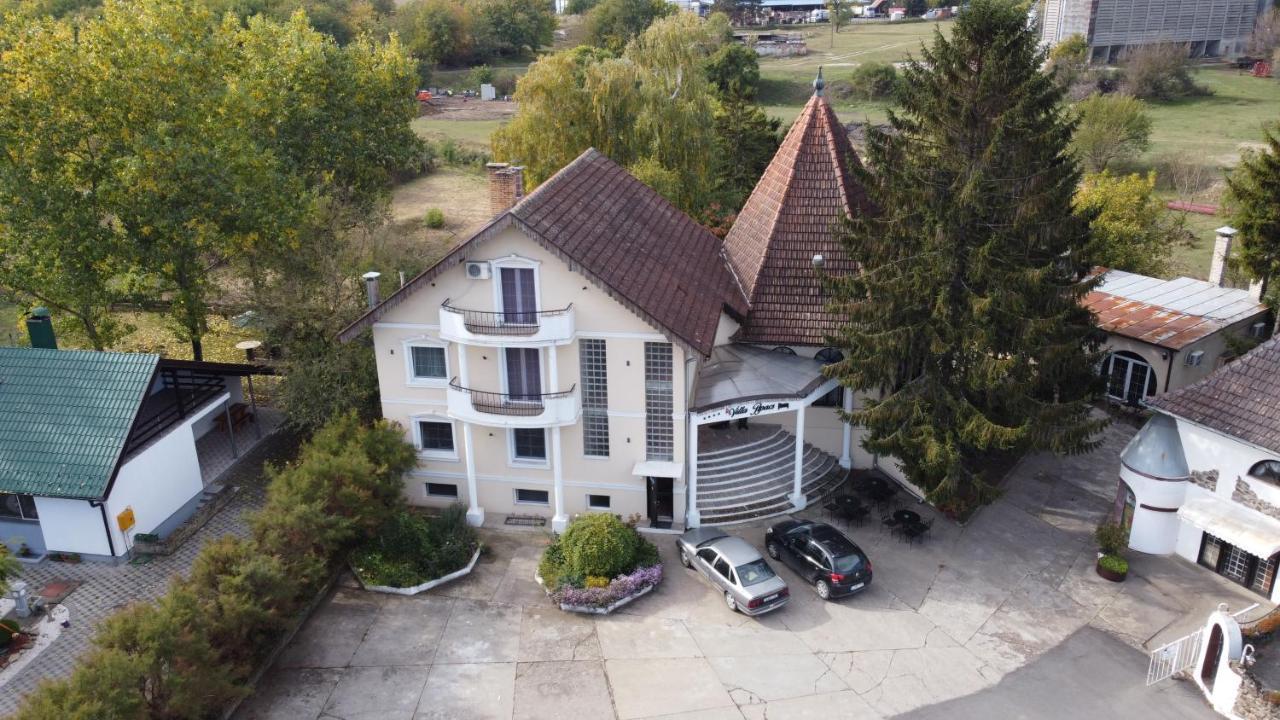 B&B Villa Pipacs Feketic Exterior photo